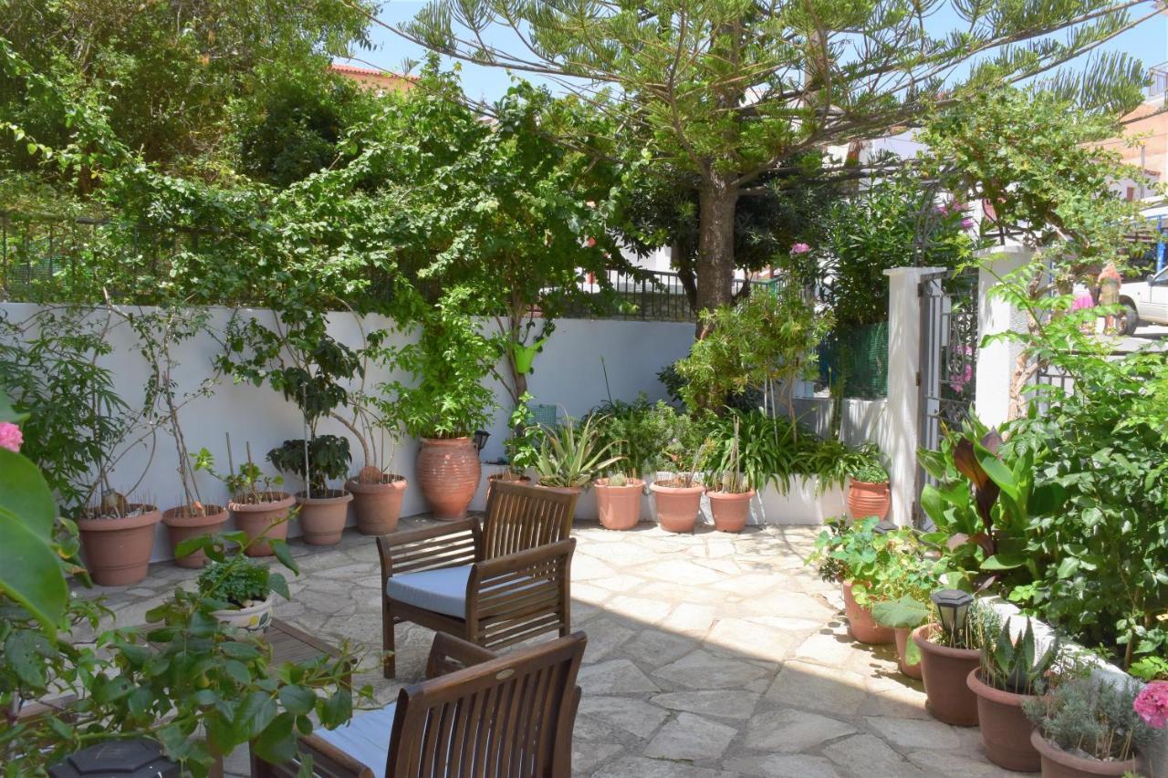 Annis House Hotell Skiathos stad Exteriör bild