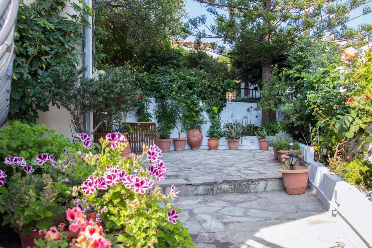 Annis House Hotell Skiathos stad Exteriör bild